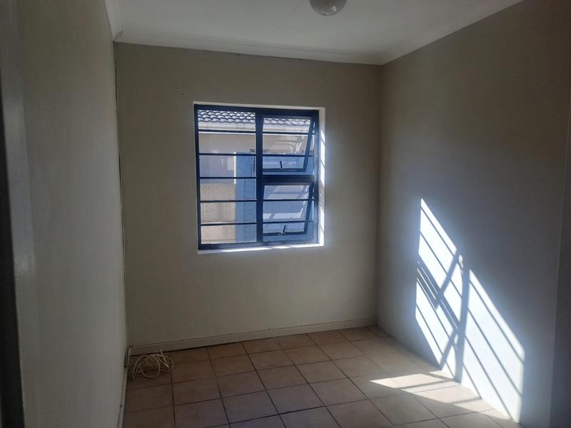 To Let 3 Bedroom Property for Rent in The Connifers Western Cape